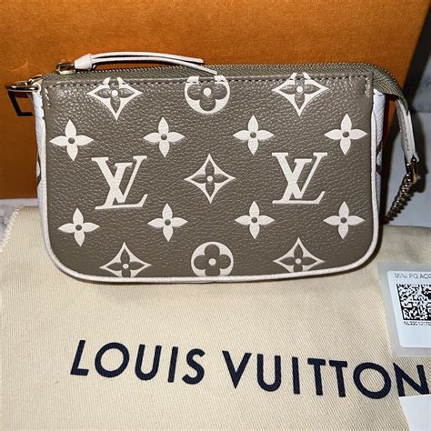 lv m81284|LOUIS VUITTON M81284 Accessory Pochette Empreinte Pouch .